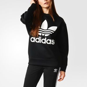 Black Adidas Originals Pullover (pockets) size M